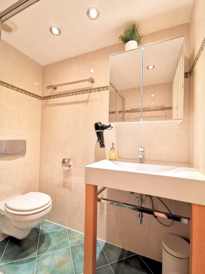 Gastein By Rockchair Apartments L Superhost Status L 2 Bedrooms Boxspringbeds 1,5 Bathrooms - Cozy Family & Business Flair Welcomes You! Berlín Exterior foto